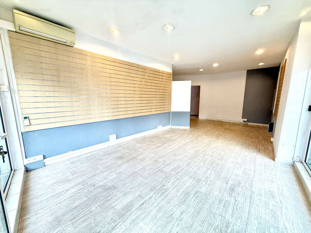 Commerce à LE BOULOU