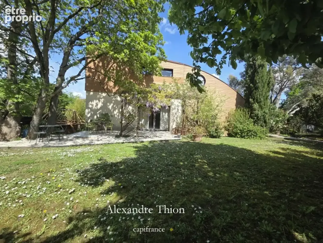 Maison à vendre 11 pièces CALUIRE ET CUIRE (69) - photo 2