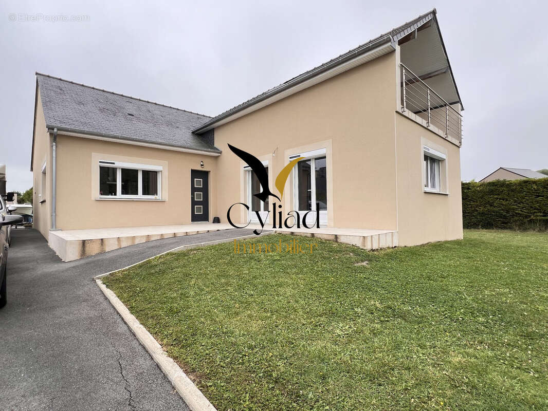 Maison à LE VIVIER-SUR-MER