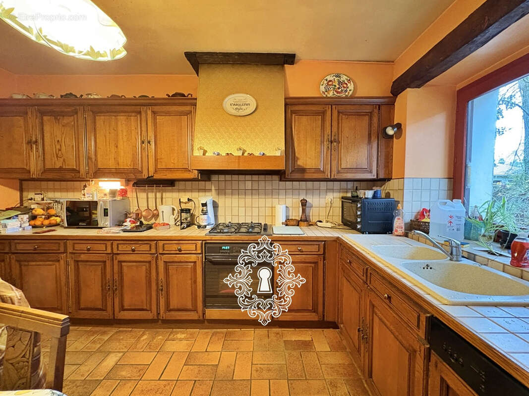 Maison à LONGUEVILLE