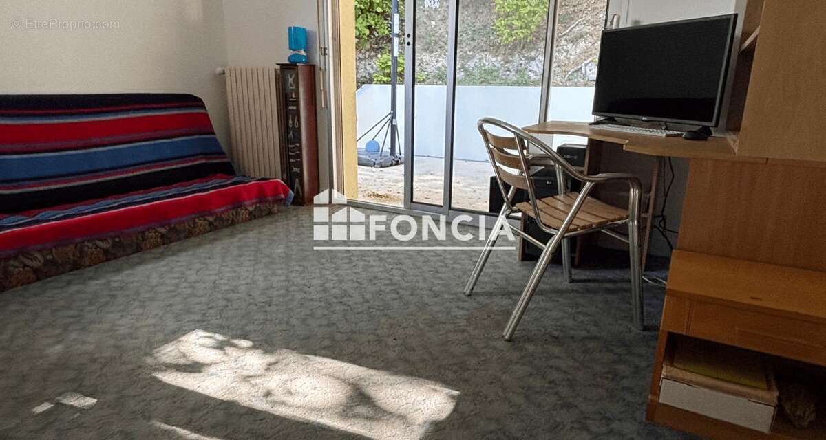 Maison à FONTAINE-LE-PORT