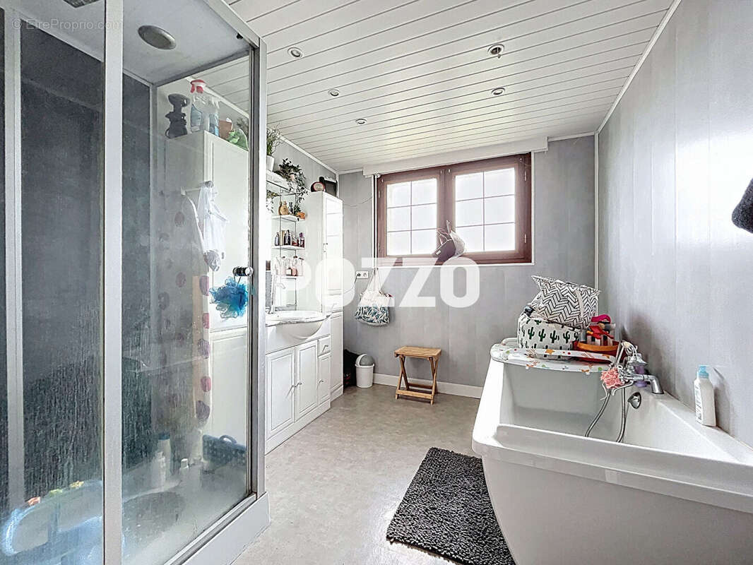 Maison à SAINT-PLANCHERS