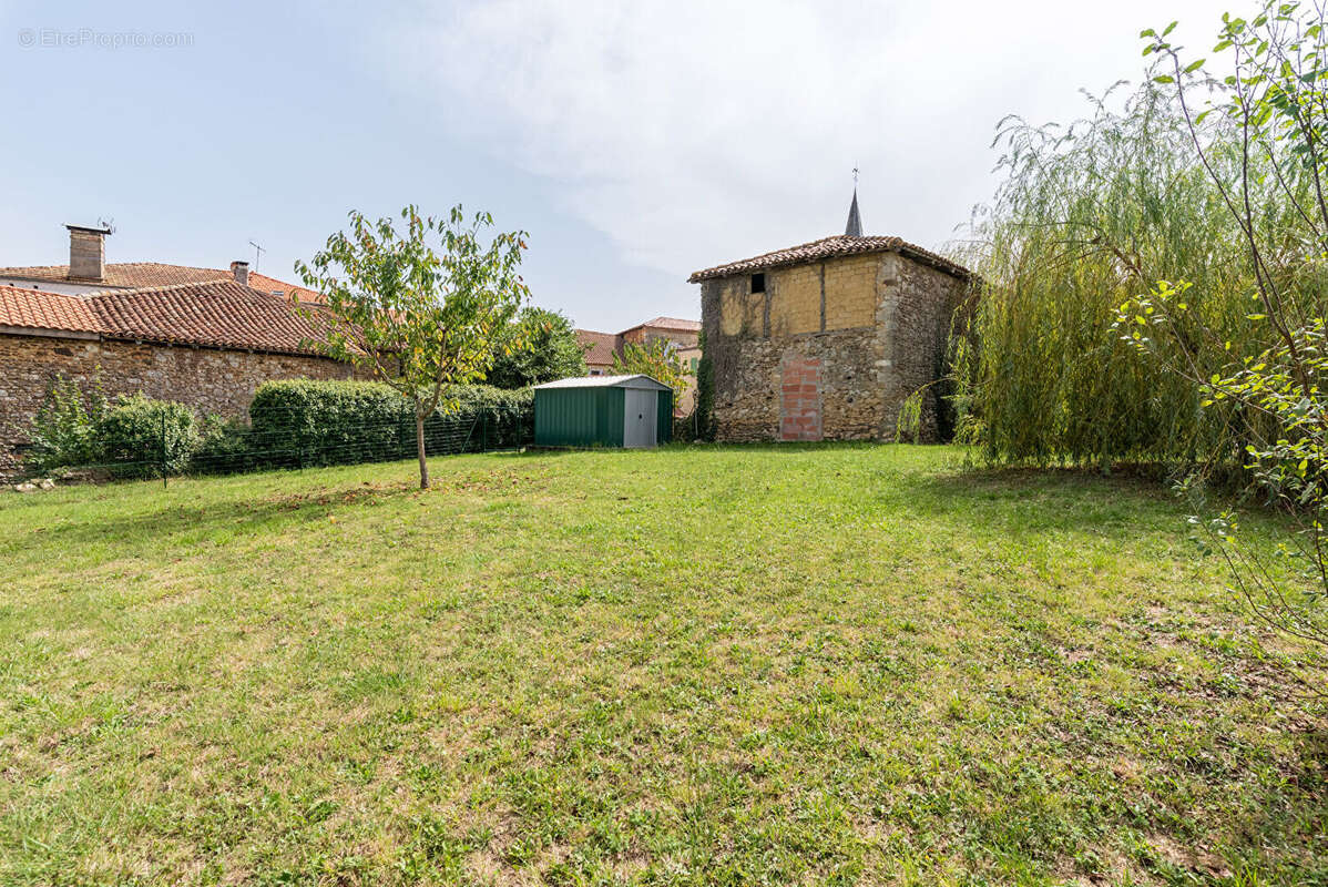 Maison à HAGETMAU