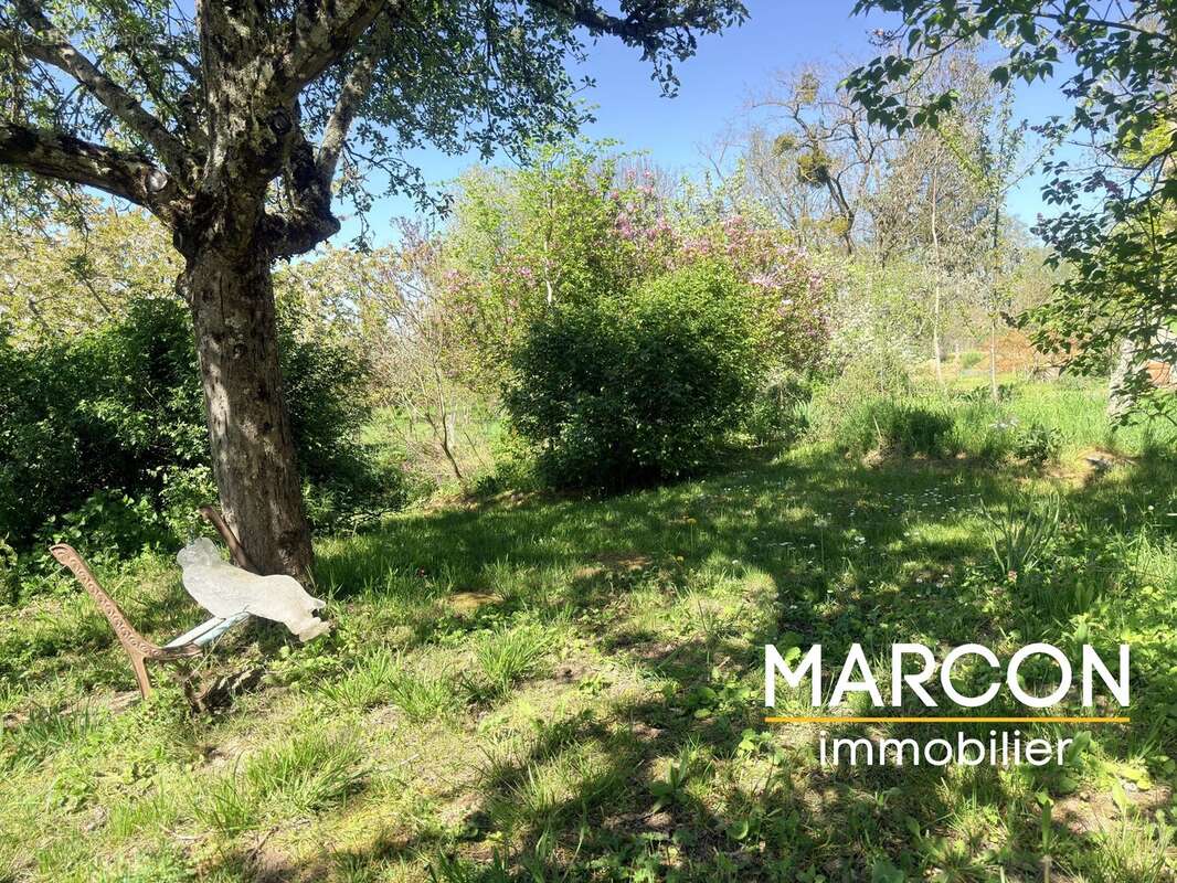 Maison à CHATELUS-MALVALEIX