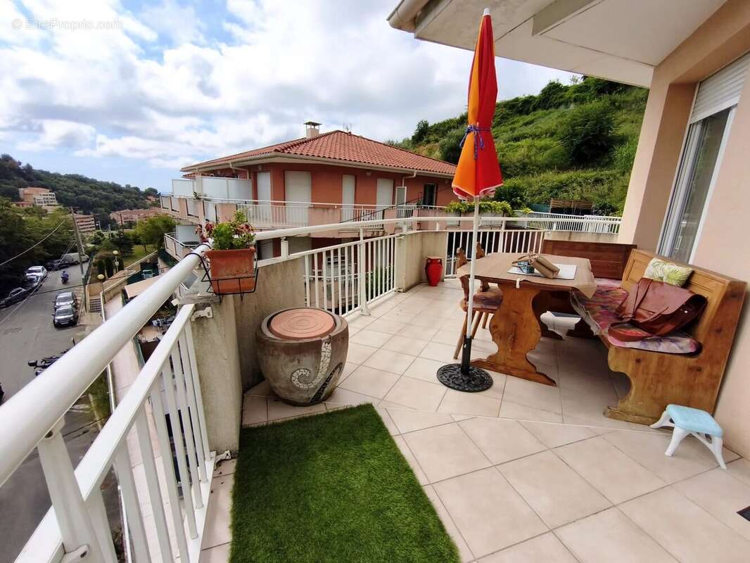 Appartement à ROQUEBRUNE-CAP-MARTIN