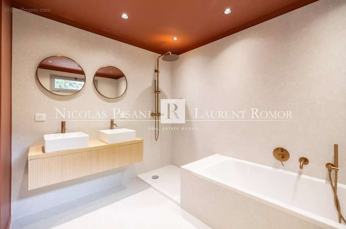 Appartement à VILLEFRANCHE-SUR-MER