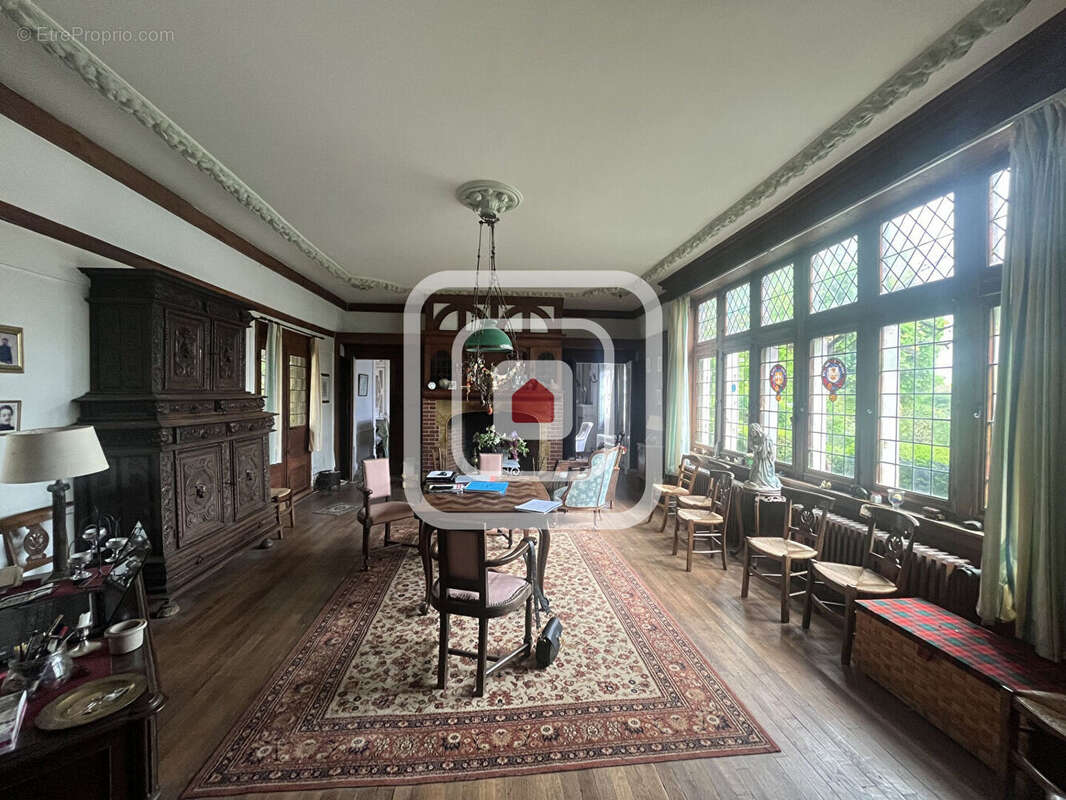Maison à HAUSSIGNEMONT