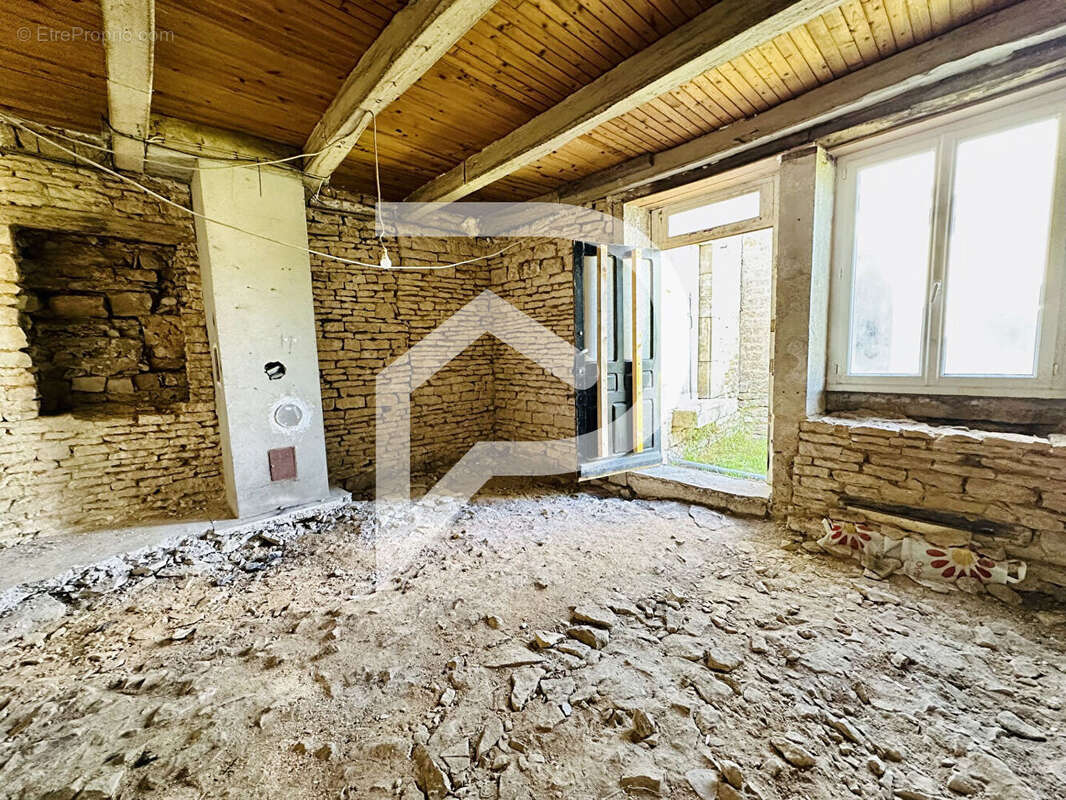 Maison à ESNOUVEAUX