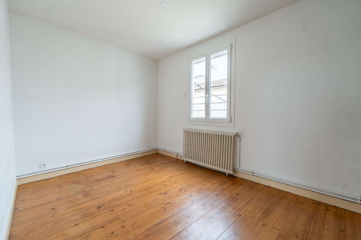 Maison à COGNAC