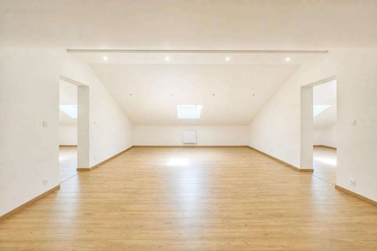 Maison de 9 pièces de 225 m² située à Chaligny - photo 12