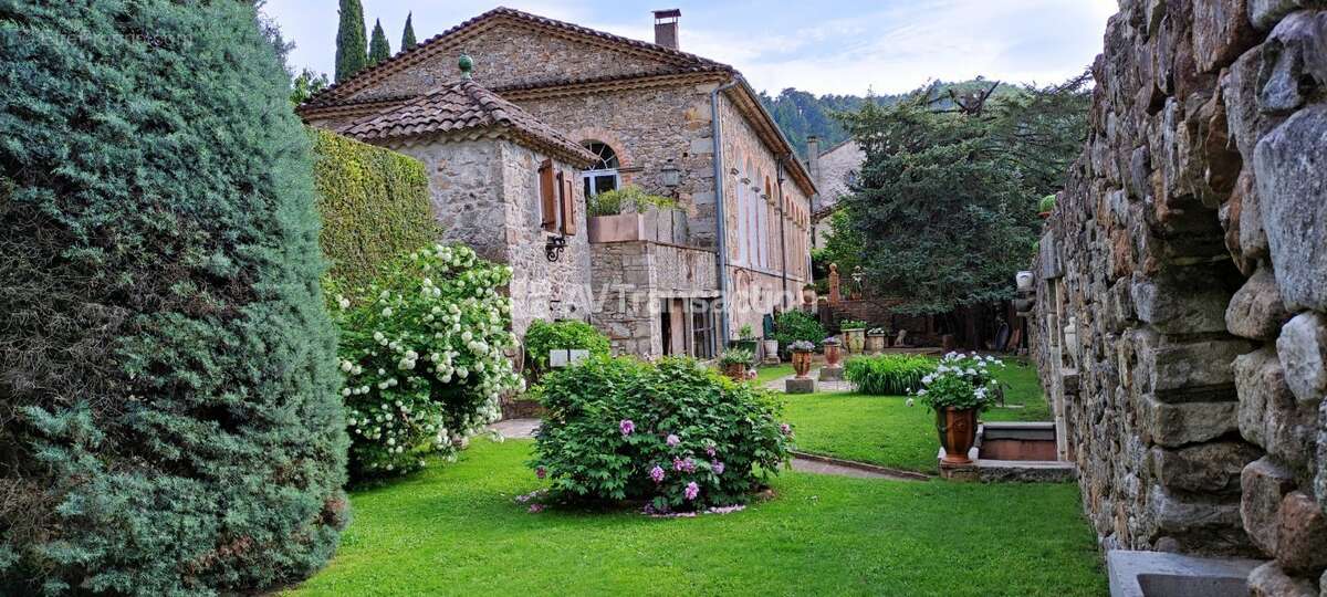 Maison à LASALLE