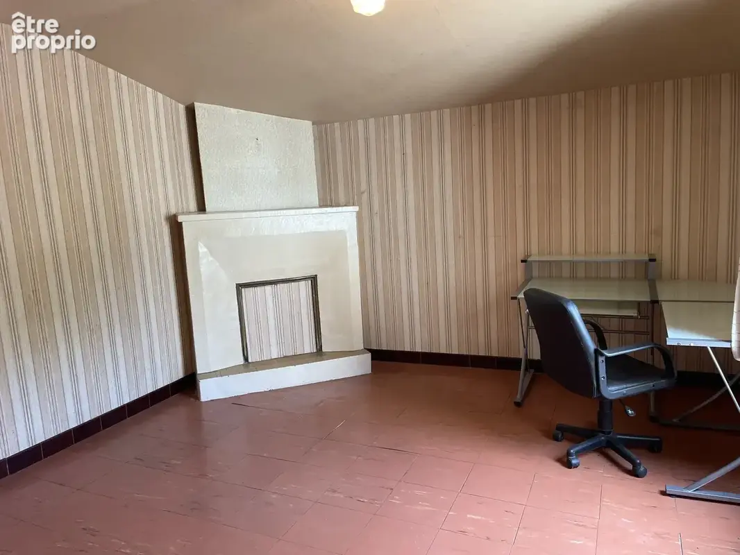 Maison a rénover  entre NIORT et MAUZE SUR LE MIGNON 100m2 environ avec jardin - photo 4