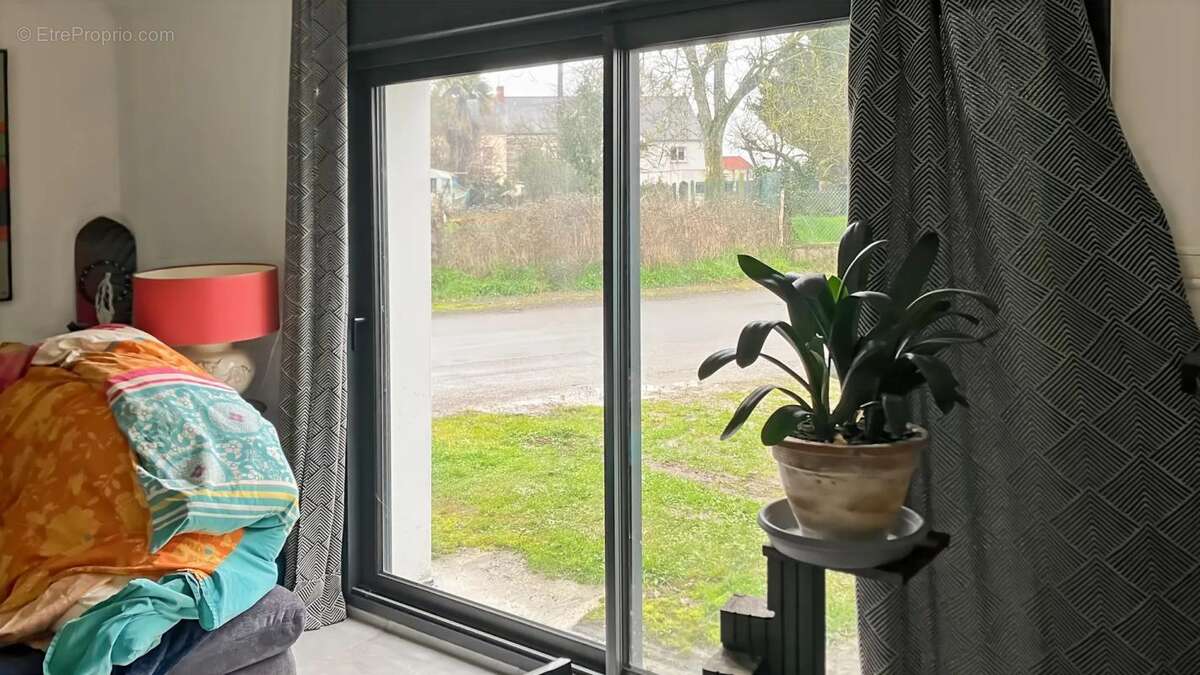 Maison à SAINT-SEGLIN