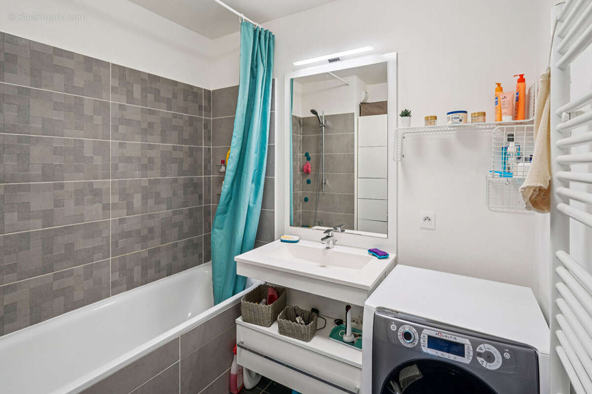 Appartement à NANTERRE