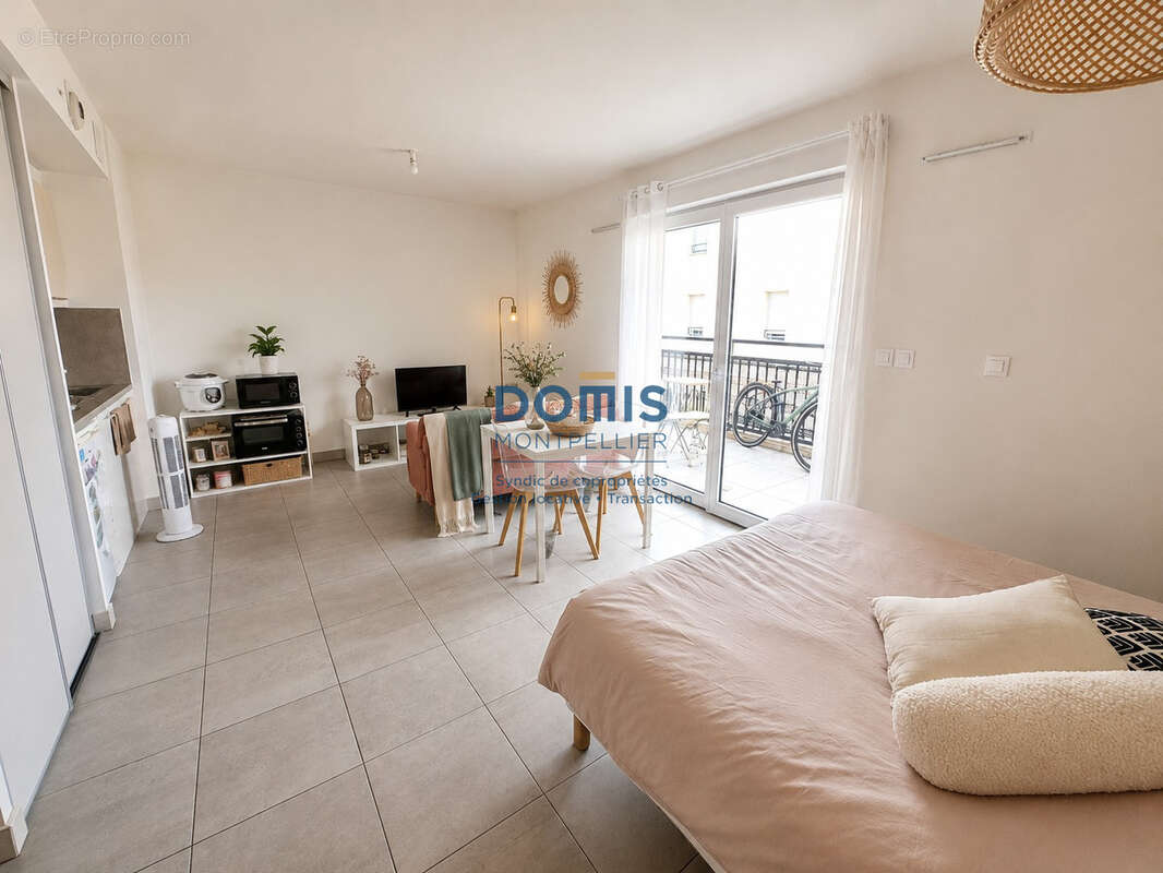 À VENDRE   Studio avec terrasse   Investissement locatif - photo 2