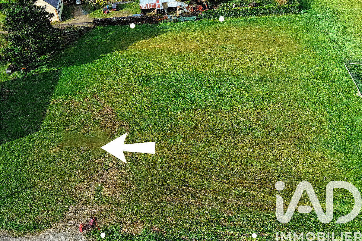 Photo 1 - Terrain à SAINT-POURCAIN-SUR-SIOULE