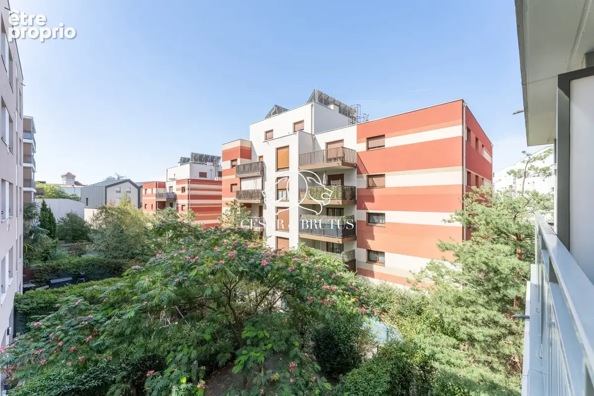 Appartement 65 m² à Villeurbanne  - photo 4