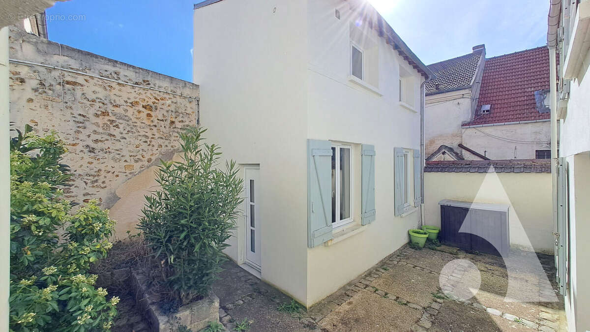 Maison à CHEVREUSE