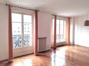Appartement à PARIS-7E