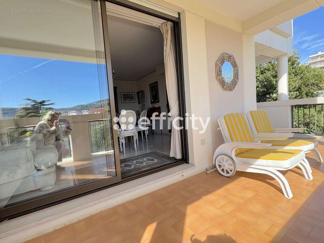 Appartement à CANNES