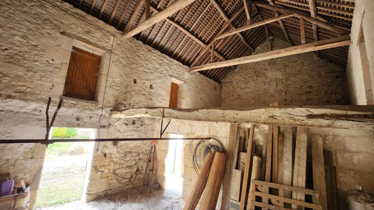 Maison à FRESNOY-LA-RIVIERE
