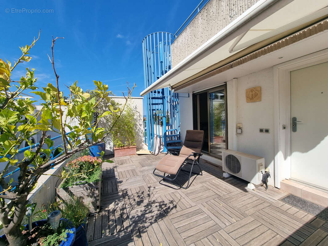 Appartement à SAINT-RAPHAEL