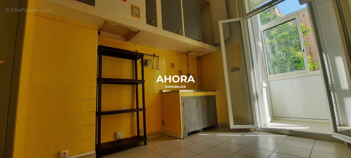 Appartement à MARSEILLE-6E