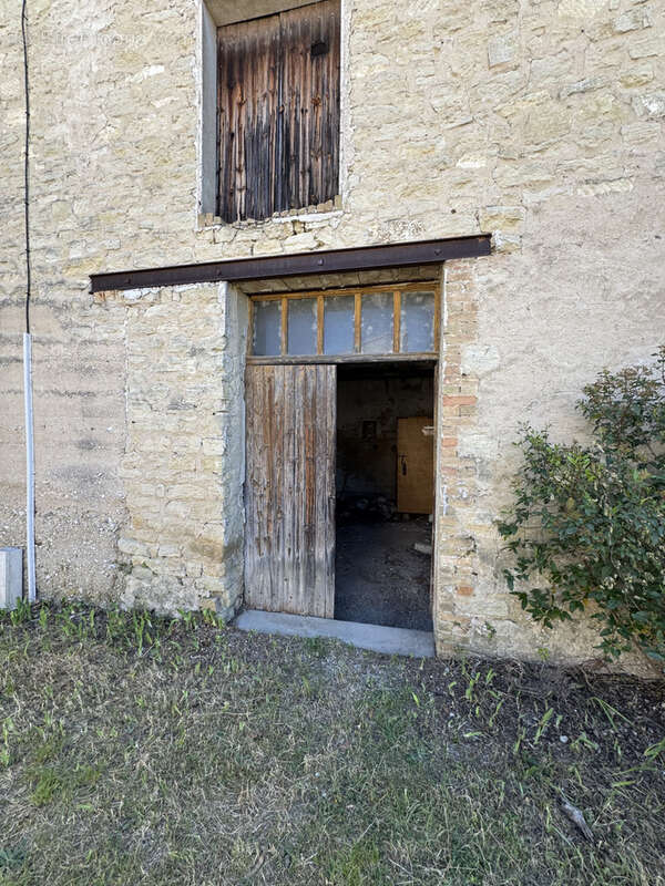 Maison à LORIOL-DU-COMTAT