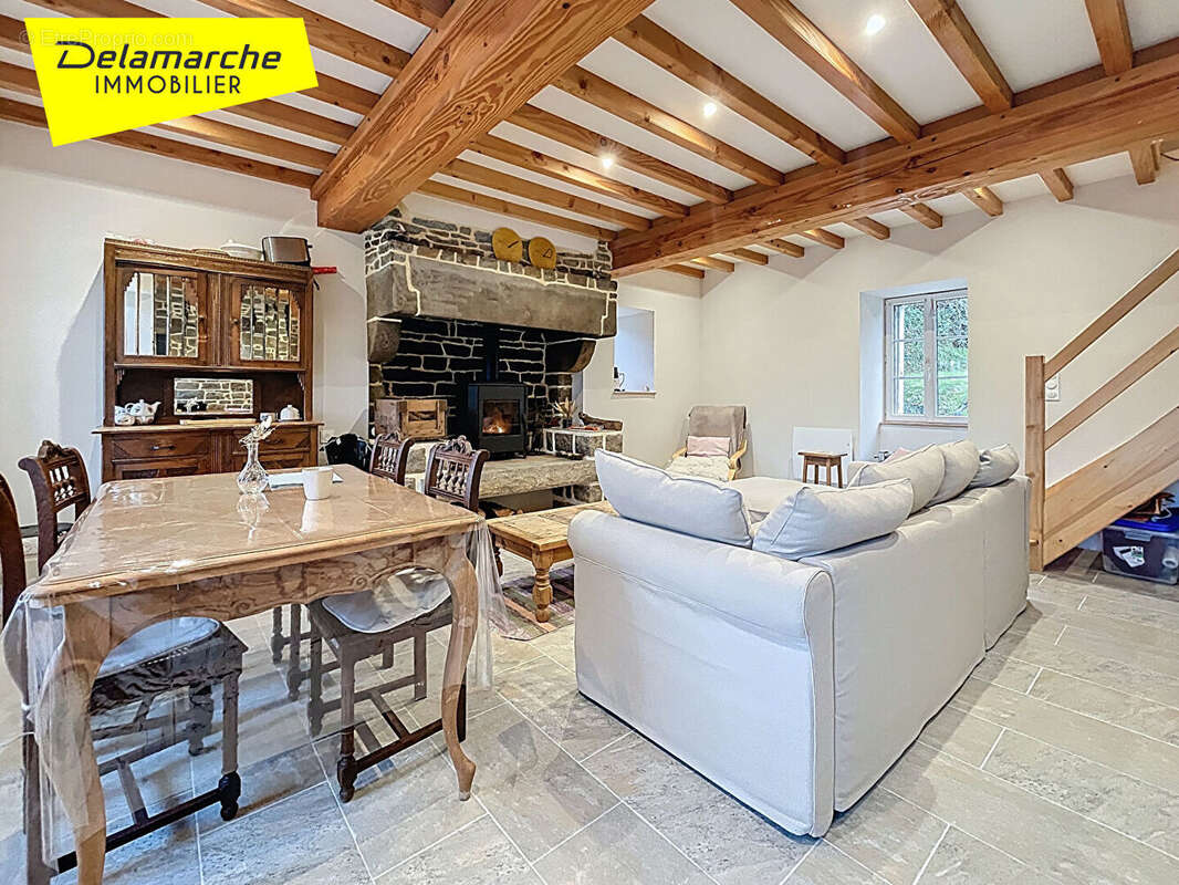 Maison à SAINTE-MARIE-OUTRE-L'EAU