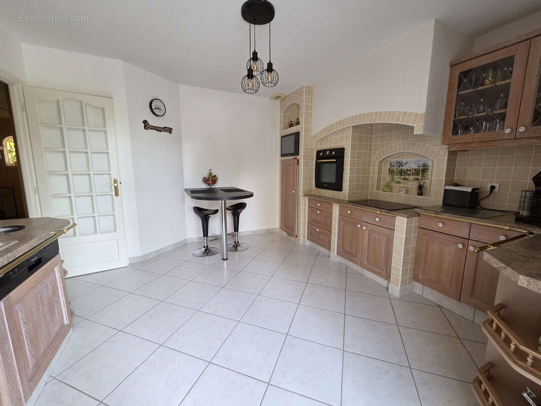 Maison à BELLERIVE-SUR-ALLIER