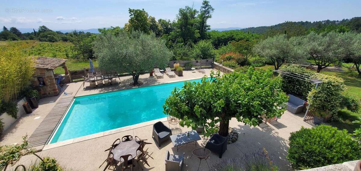 Mas provençal du xviiie, vue alpes et mont ventoux. cinq chambres, immense salon, grande piscine, six terrasses. opportunité uni - photo 13