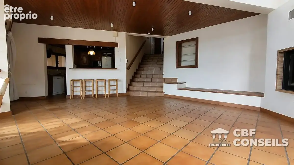 Maison 6 pièces 177 m² à vendre à Veyre-Monton (63960) - photo 5