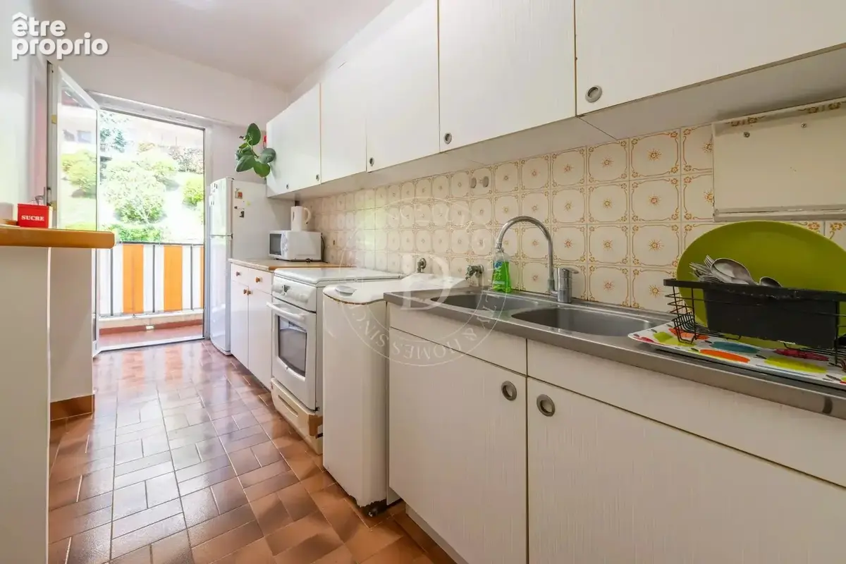 Appartement traversant avec parking et cave – Nice Cimiez - photo 7