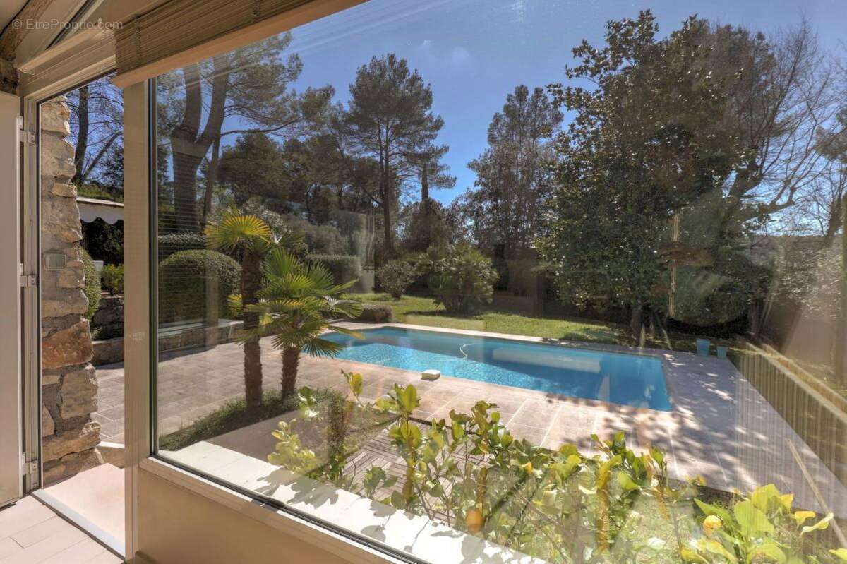 Maison à MOUANS-SARTOUX