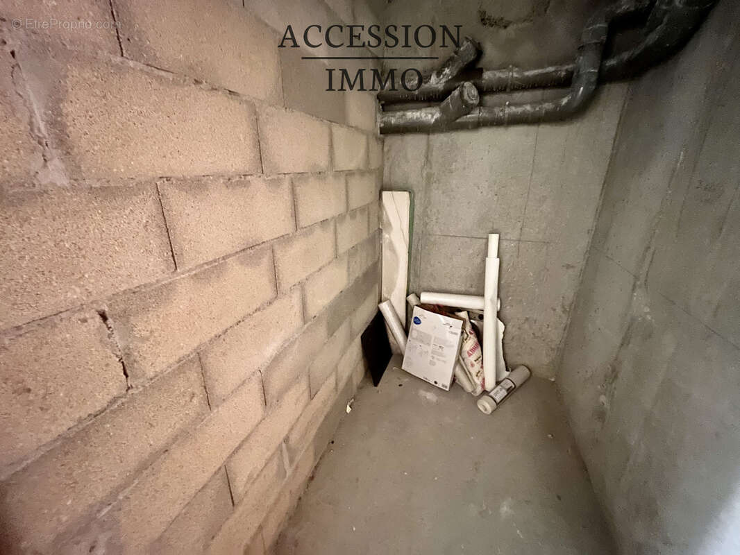 2 pièces avec CHAMBRE Dijon TOISON D'OR 34 m2 au 2ème étage dans Résidence Ravalée avec balcon /Cave + Parking - photo 10