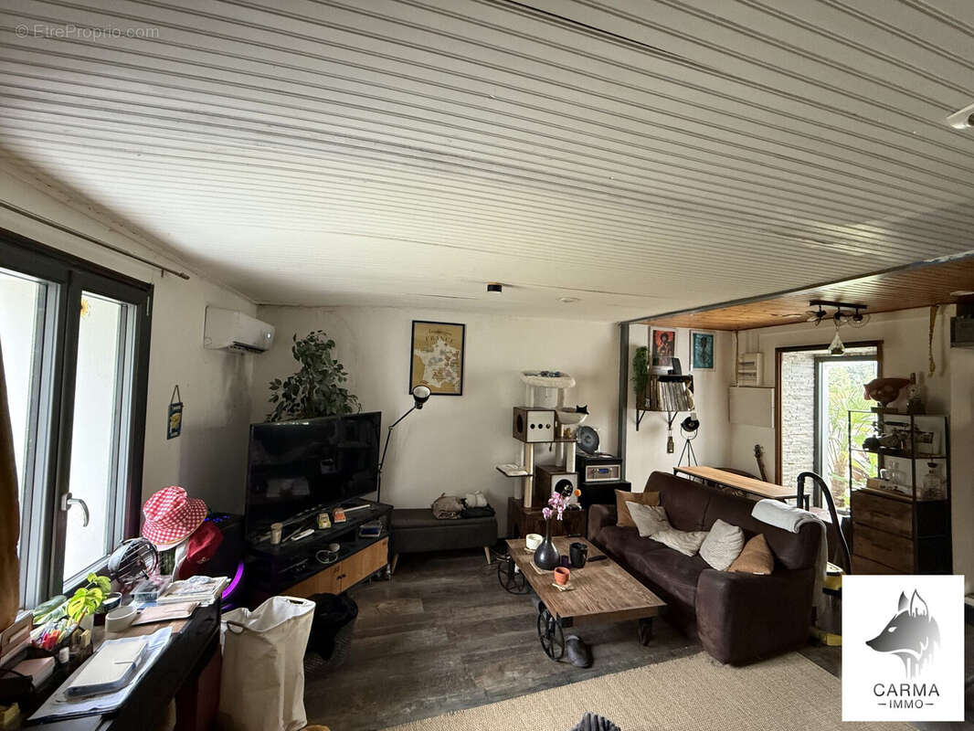 Maison à NIEUL-LE-DOLENT