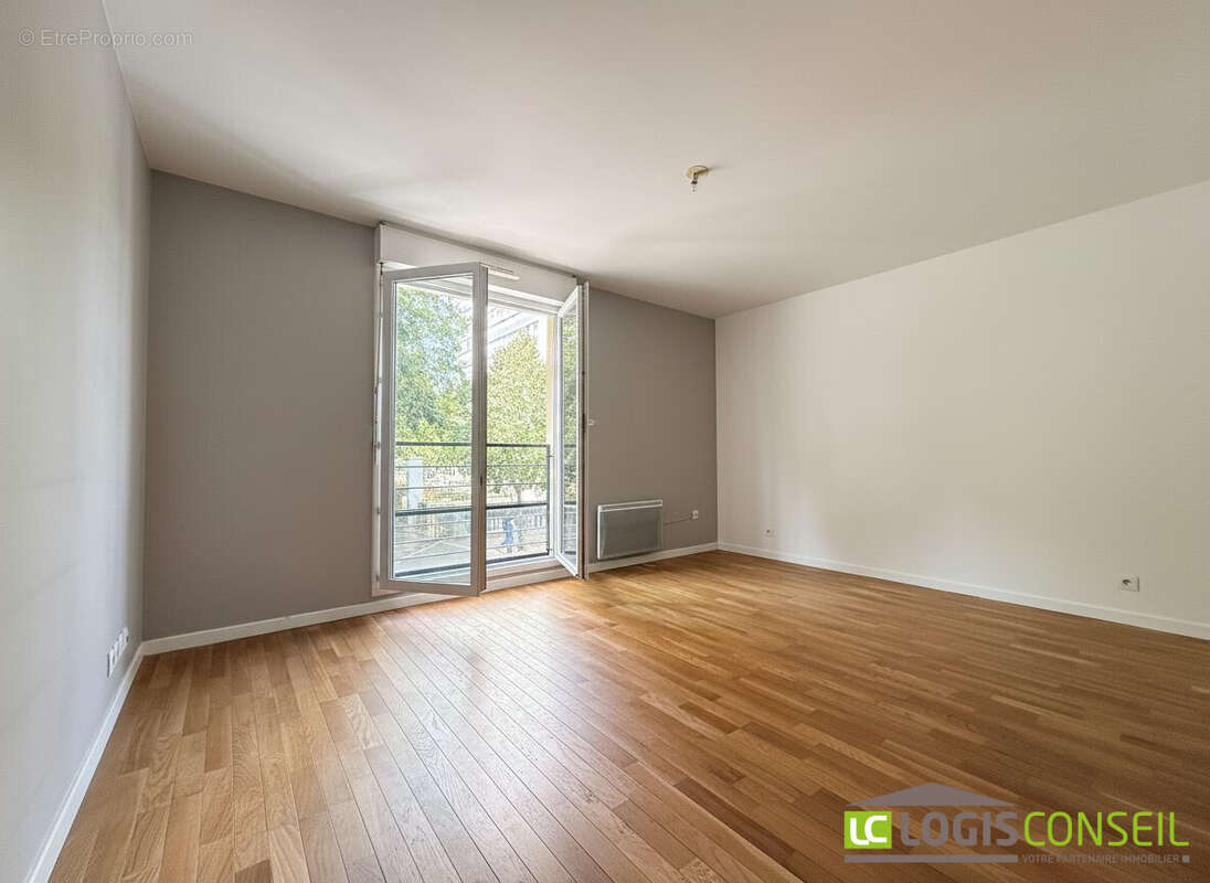 Appartement à CHATILLON