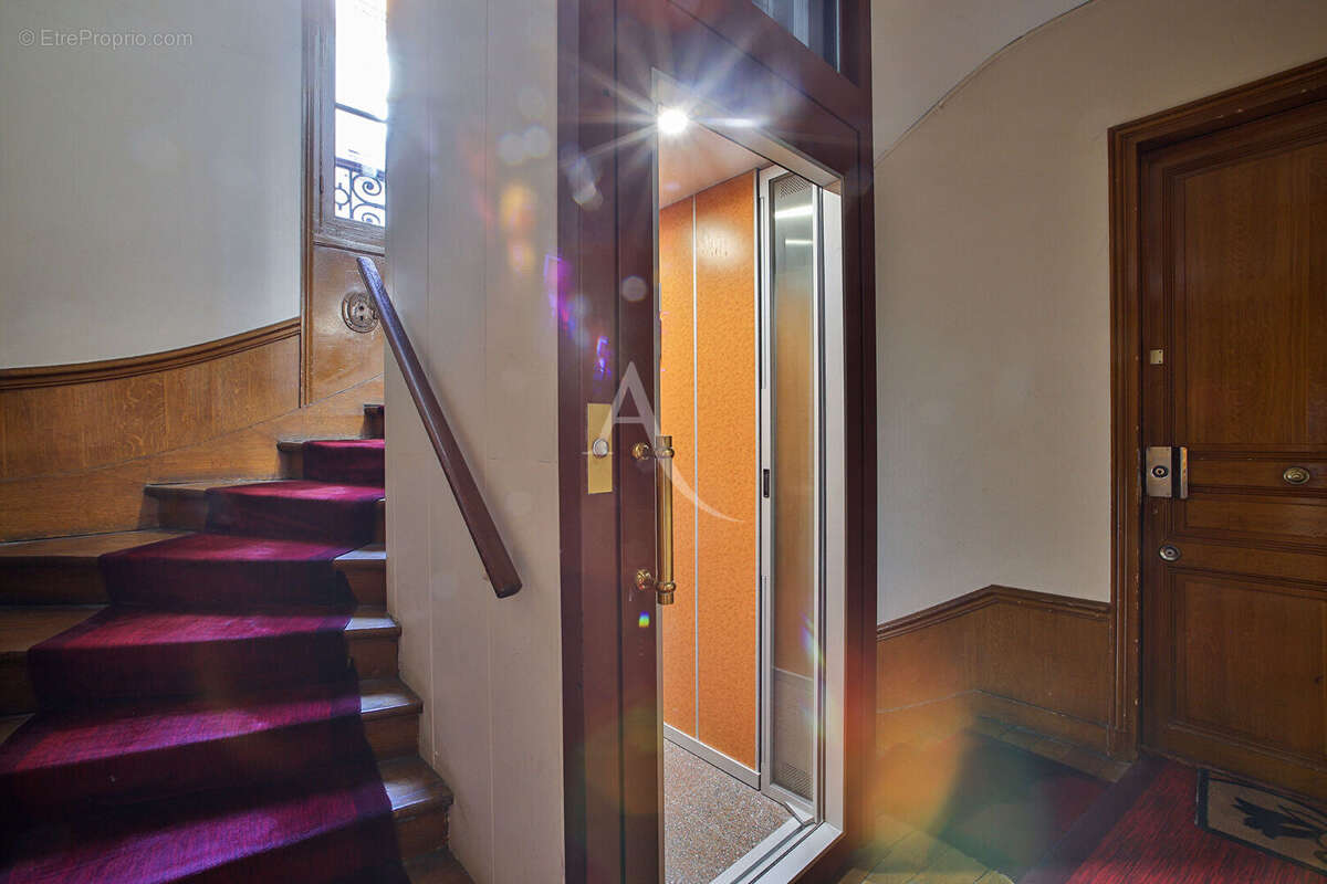 2 Pièces 34 M² -Immeuble Pierre de Taille PARIS 12 - photo 9