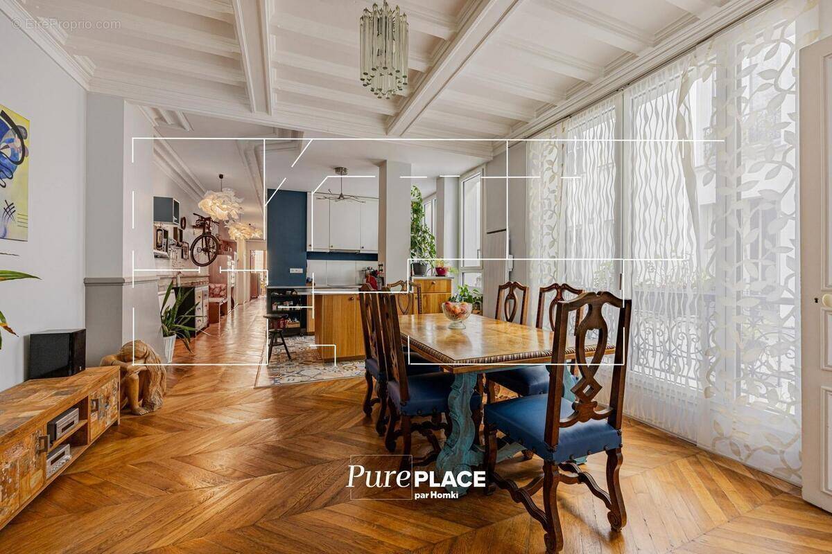 Appartement à PARIS-9E