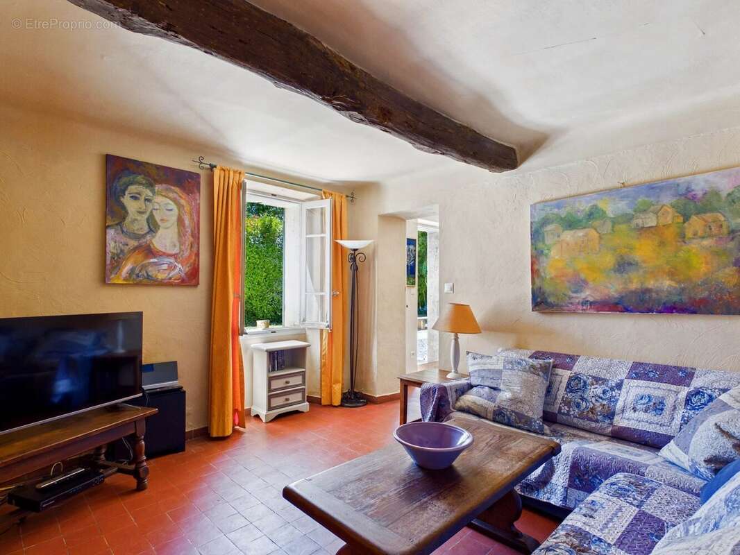 Maison à LORGUES