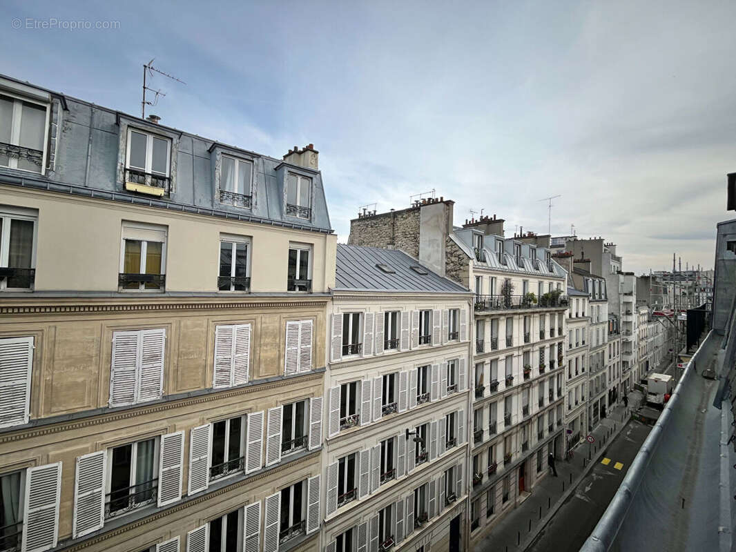 Appartement à PARIS-17E