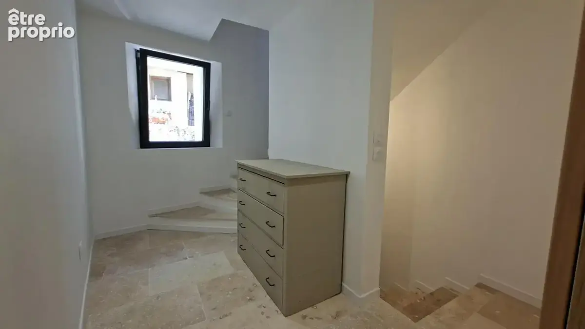 Maison de village 50m² entièrement rénovée – Mézel (04270) - photo 6
