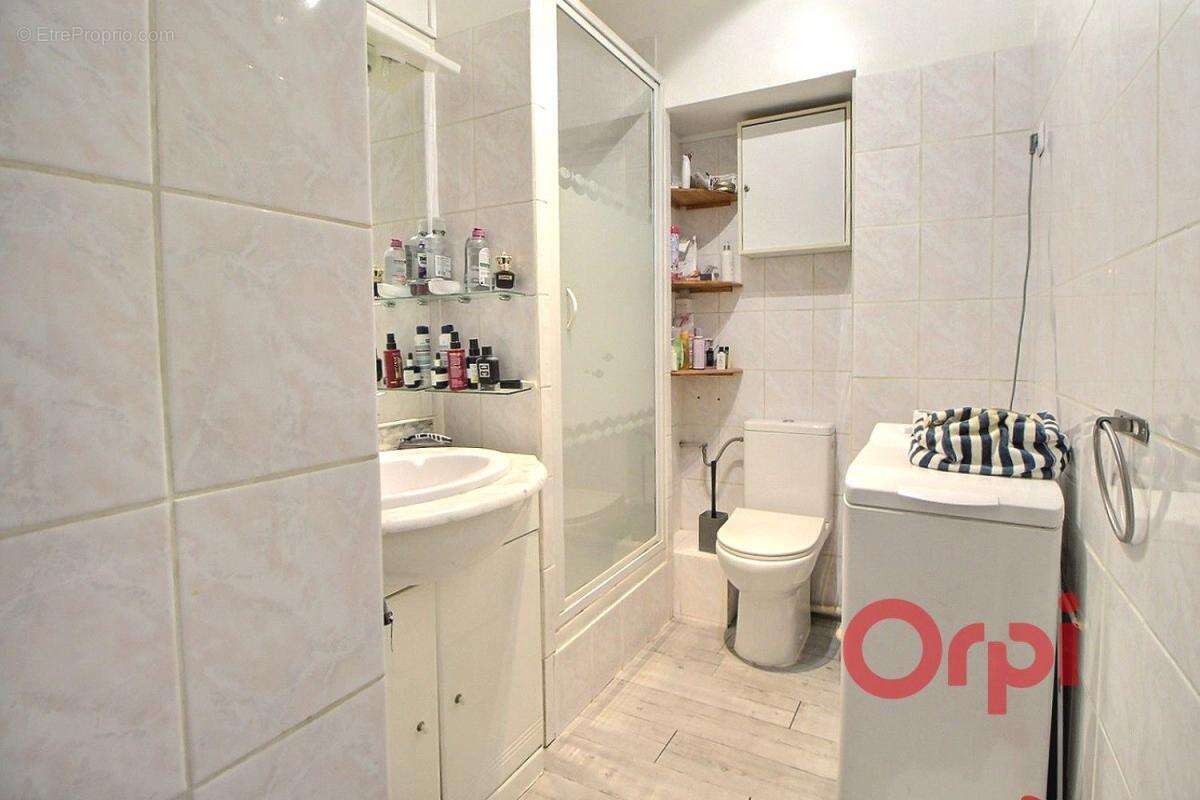 Appartement à MARSEILLE-7E