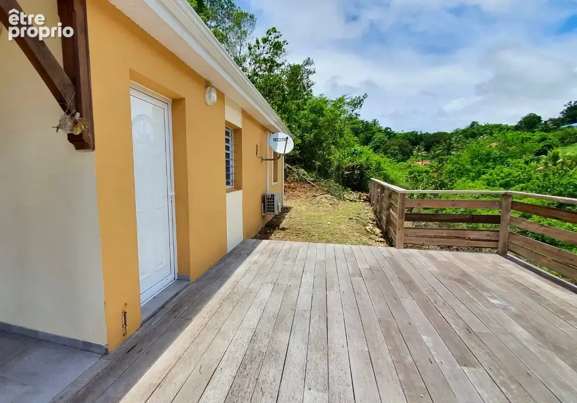 Maison F4 plain pied à BESSON - photo 2