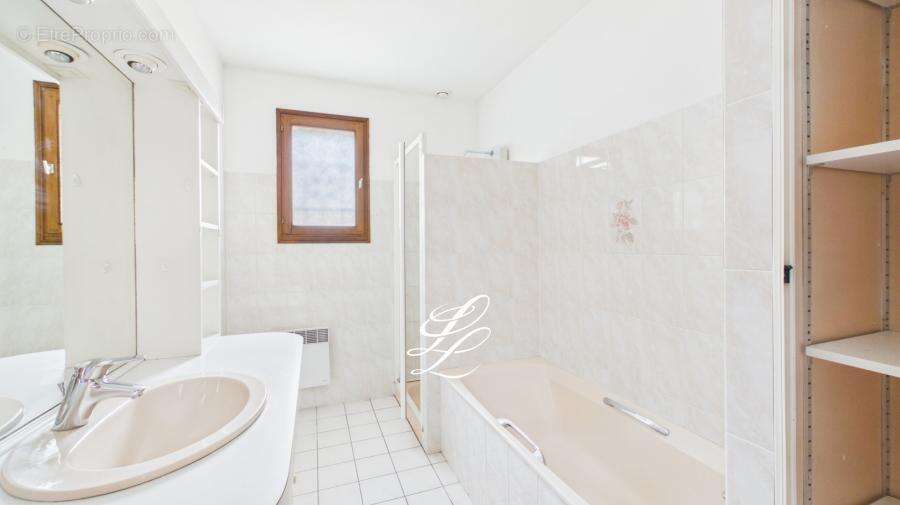 Maison 176 m² à Teloche  - photo 2348