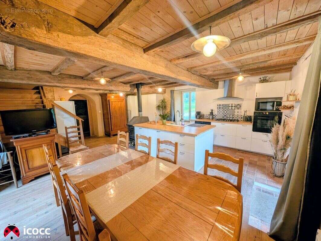 Maison à MAREUIL-SUR-LAY-DISSAIS