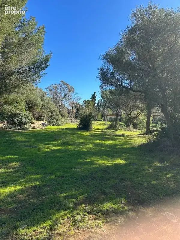 Terrain 2 265 m² à vendre à La Cadiere-D'azur (83740) - photo 2