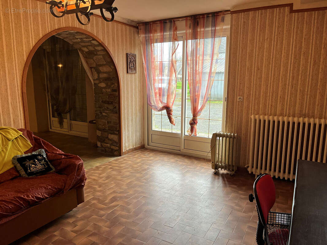 Maison à LA BRULATTE