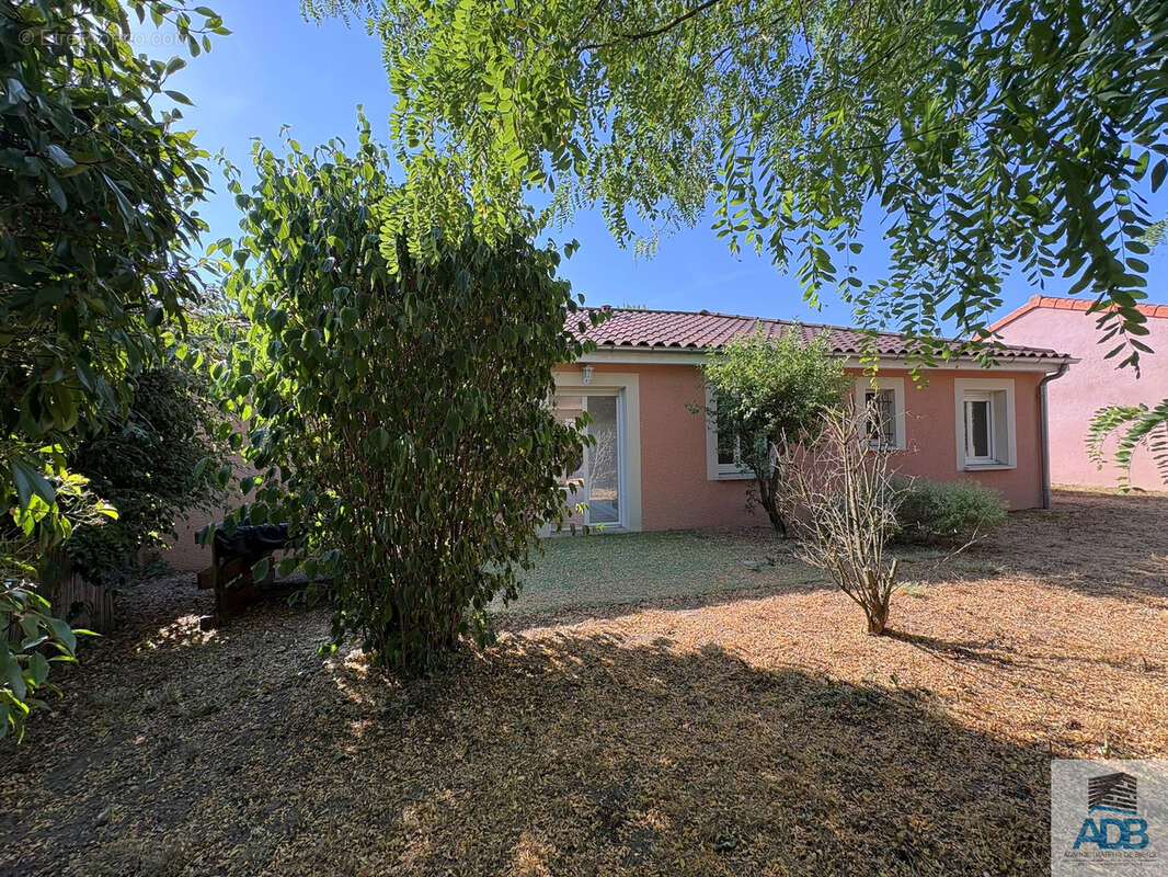 Maison de Plain-pied Roanne Villerest - photo 2