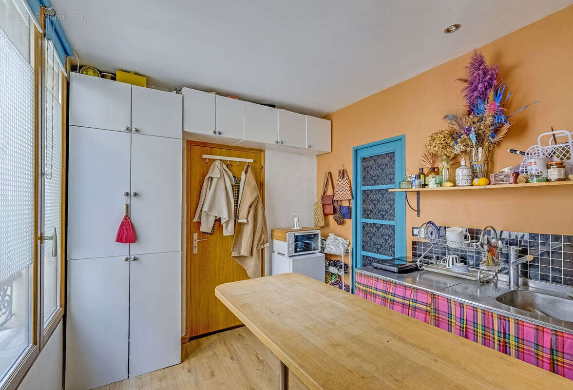 Appartement à PARIS-11E